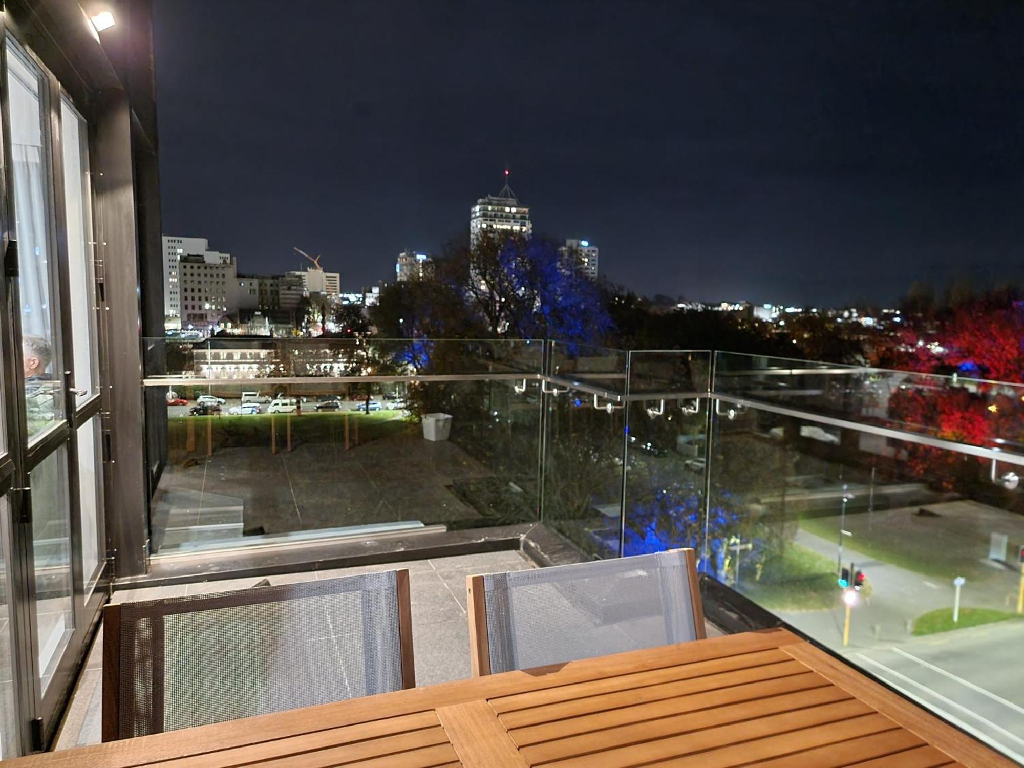 Latimer Loft - Christchurch Holiday Homes Eksteriør billede