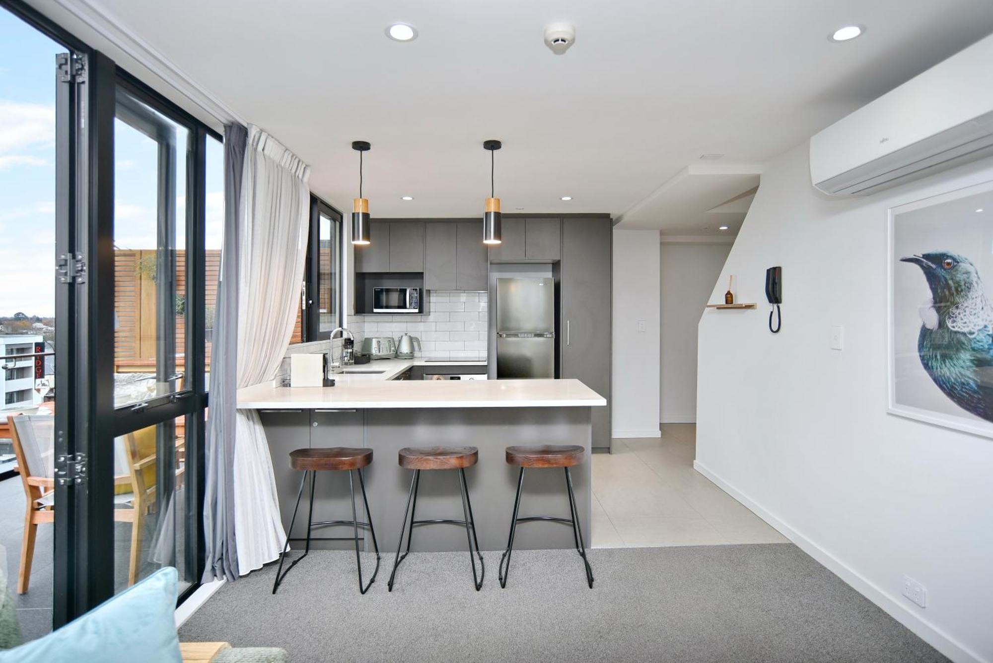 Latimer Loft - Christchurch Holiday Homes Eksteriør billede