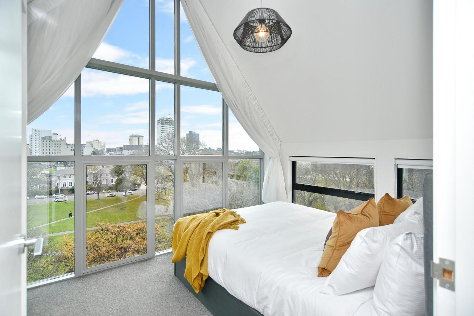 Latimer Loft - Christchurch Holiday Homes Eksteriør billede